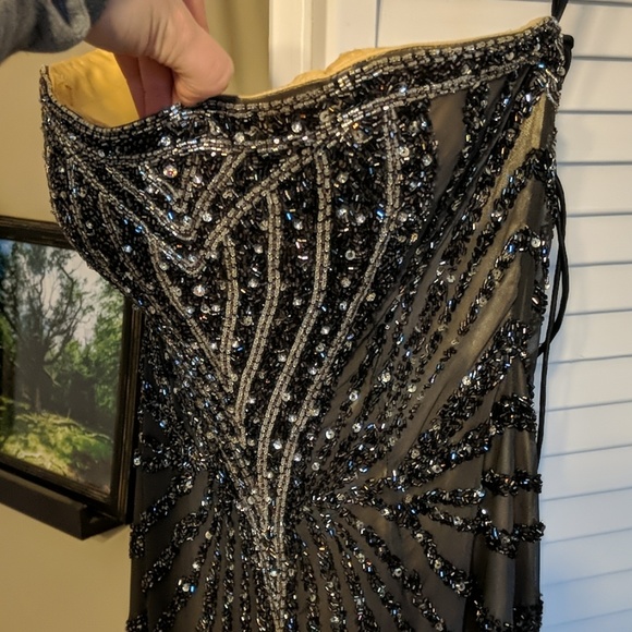 Prom dress - Picture 3 of 4